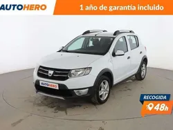 Blanco Usado 2015 Dacia Sandero Stepway Utilitario | 7899 € (Precio justo)