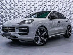 Gris Usado 2024 Porsche Cayenne SUV | 138.000 € (Un poco caro)