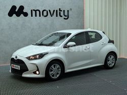 Blanco Usado 2021 Toyota Yaris Hybrid Business Edition Berlina | 14.490 € (Precio justo)