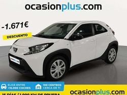 Blanco Usado 2023 Toyota Aygo Play Utilitario | 12.319 € (Precio justo)