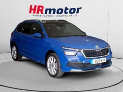 Azul Nuevo 2024 Skoda Kamiq Sport SUV | 27.950 € (Un poco caro)