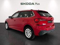 Rojo Usado 2024 Skoda Kamiq Selection SUV | 19.890 € (Precio justo)