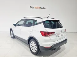 Blanco Nuevo 2025 Seat Arona Style SUV | 22.980 €