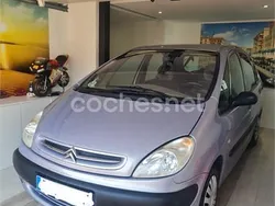 Gris / plata Usado 2002 Citroën Xsara Picasso Exclusive Monovolumen | 2490 € (Precio justo)
