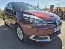 Granate Usado 2015 Renault Scénic III Expression Monovolumen | 8000 € (Precio justo)