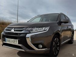 Marrón Usado 2017 Mitsubishi Outlander P-HEV SUV | 17.800 € (Precio justo)