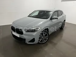 Gris / plata Usado 2023 BMW X2 Comfort Edition SUV | 41.500 €