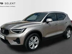 Oro Usado 2024 Volvo XC40 Core SUV | 32.500 € (Buen precio)