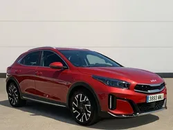 Rojo Usado 2023 Kia XCeed SUV | 28.700 €