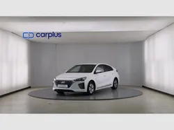 Polar white (sólido) Usado 2020 Hyundai Ioniq Berlina | 16.990 € (Precio justo)