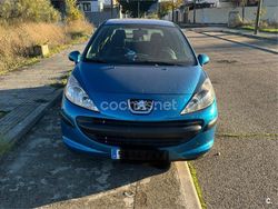 Azul Usado 2007 Peugeot 207 Berlina | 2900 € (Buen precio)
