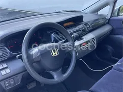 Gris / plata Usado 2007 Honda FR-V Monovolumen | 3900 €