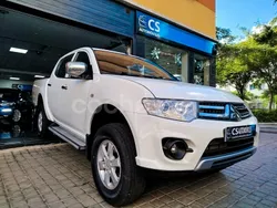 Blanco Usado 2014 Mitsubishi L200 Recogida | 21.900 €