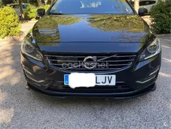 Negro Usado 2015 Volvo V60 Familiar | 15.800 € (Un poco caro)