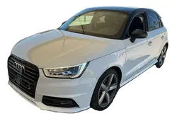 Blanco Usado 2017 Audi A1 Sportback Attraction Utilitario | 11.999 € (Precio justo)
