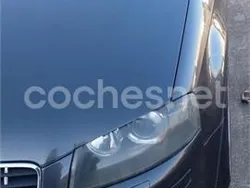 Granate Usado 2003 Audi A3 Ambition Berlina | 3500 € (Precio justo)