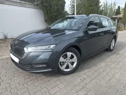 Gris Usado 2021 Skoda Octavia Ambition Familiar | 15.500 € (Buen precio)