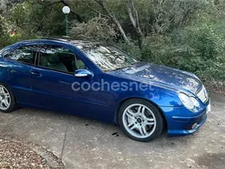 Azul Usado 2004 Mercedes C30 AMG AMG Berlina | 10.990 €