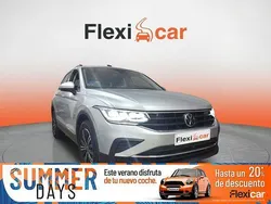 Gris Usado 2021 VW Tiguan Life SUV | 30.990 € (Precio justo)