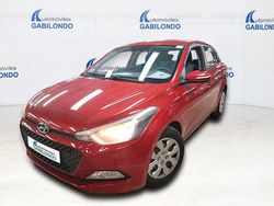 Rojo Usado 2015 Hyundai i20 Utilitario | 12.900 € (Caro)
