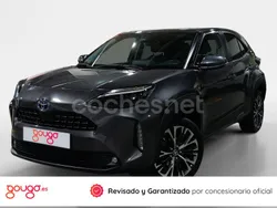 Gris / plata Usado 2022 Toyota Yaris Cross Style SUV | 25.000 € (Un poco caro)