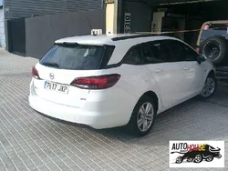 Usado 2017 Opel Astra Dynamic Familiar | 9900 € (Un poco caro)