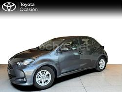 Gris / plata Usado 2024 Toyota Yaris Berlina | 17.990 € (Precio justo)
