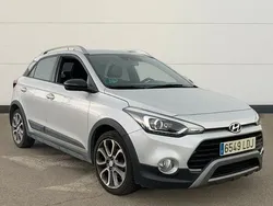 Gris / plata Usado 2021 Hyundai i20 Berlina | 15.500 € (Precio justo)