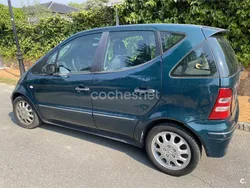 Verde Usado 2003 Mercedes A140 Classic Monovolumen | 2800 € (Precio justo)