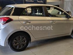 Gris / plata Usado 2018 Hyundai i20 Berlina | 9000 € (Precio justo)