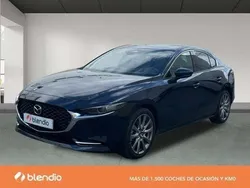 Azul Usado 2025 Mazda 3 Exclusive-Line Berlina | 33.980 €