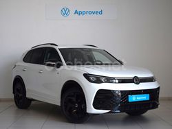 Blanco Nuevo 2025 VW Tiguan R-line SUV | 54.990 €