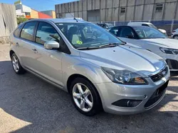 Plateado Usado 2009 Ford Focus Titanium Utilitario | 4500 € (Precio justo)