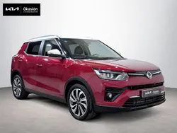 Negro Usado 2021 Ssangyong Tivoli Limited SUV | 16.990 €