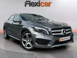 Gris Usado 2017 Mercedes GLA220 AMG line SUV | 22.690 € (Precio justo)