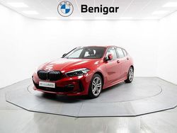 Rojo Usado 2024 BMW 118 Comfort Edition Utilitario | 31.900 € (Precio justo)