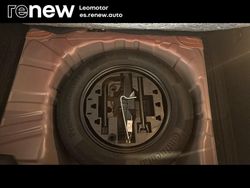 Rojo Usado 2024 Renault Clio V Techno Berlina | 17.650 € (Precio justo)