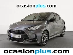 Gris Usado 2021 Toyota Yaris Hybrid Style Utilitario | 18.628 € (Precio justo)