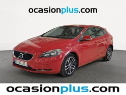 Rojo Usado 2017 Volvo V40 Momentum Familiar | 14.350 € (Buen precio)