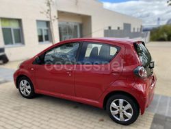 Rojo Usado 2011 Toyota Aygo Live Utilitario | 4990 € (Precio justo)