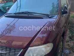 Granate Usado 2003 Chrysler Voyager Monovolumen | 4000 €