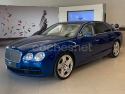 Azul Usado 2015 Bentley Flying Spur Mulliner Berlina | 89.900 €