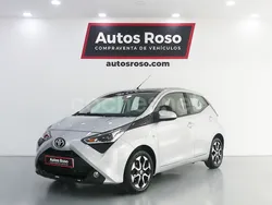 Gris / plata Usado 2021 Toyota Aygo X-play Utilitario | 9990 € (Buen precio)