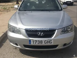 Gris / plata Usado 2008 Hyundai Sonata Comfort Berlina | 5000 € (Un poco caro)