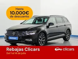 Blanco Usado 2022 VW Passat Executive Familiar | 21.290 € (Precio justo)