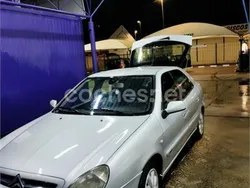 Gris / plata Usado 2002 Citroën Xsara Exclusive Berlina | 1000 € (Buen precio)