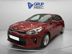 Rojo Usado 2018 Kia Rio Berlina | 10.950 € (Buen precio)