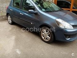 Azul Usado 2006 Renault Clio II Dynamique Berlina | 2500 € (Precio justo)
