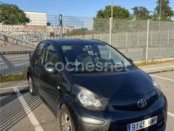Gris / plata Usado 2014 Toyota Aygo City Utilitario | 6250 € (Precio justo)