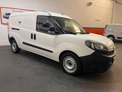 Blanco Usado 2021 Fiat Doblò Monovolumen | 10.500 € (Buen precio)